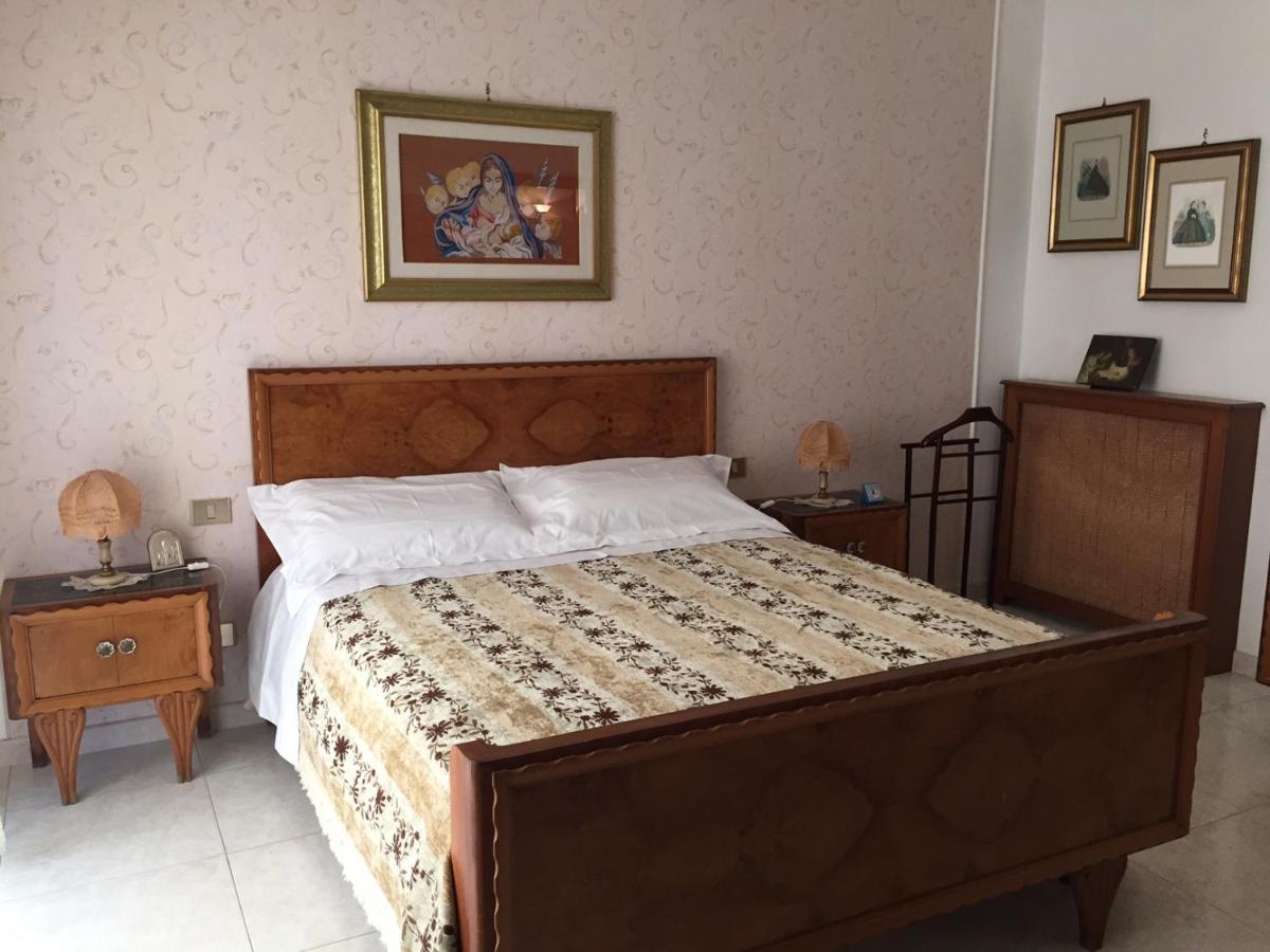 B&B Donna Porzia Trani Exterior photo